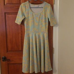 Lularoe Nicole Size Medium